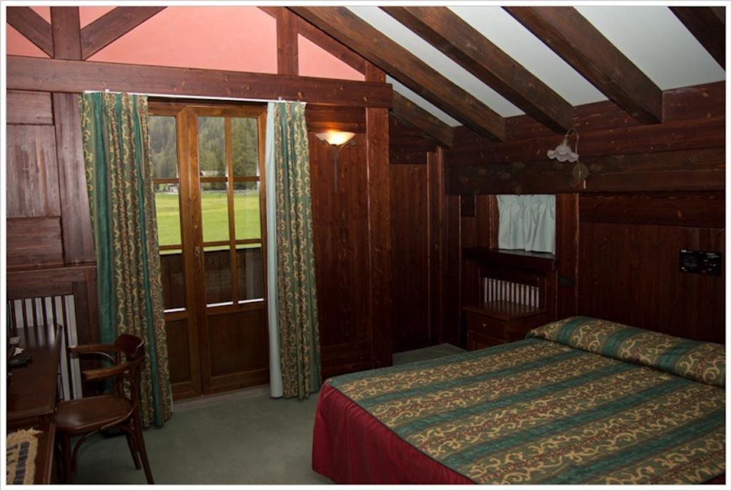 Hotel California Champoluc Exterior foto