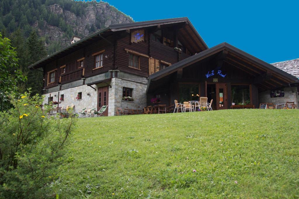 Hotel California Champoluc Exterior foto